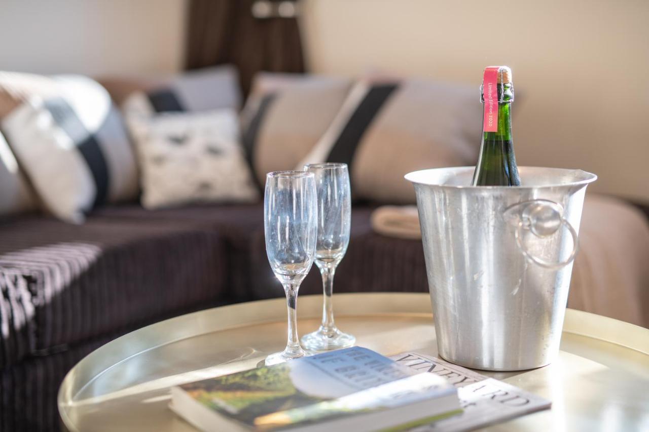 Terlingham Lane Cottage Hawkinge Екстериор снимка